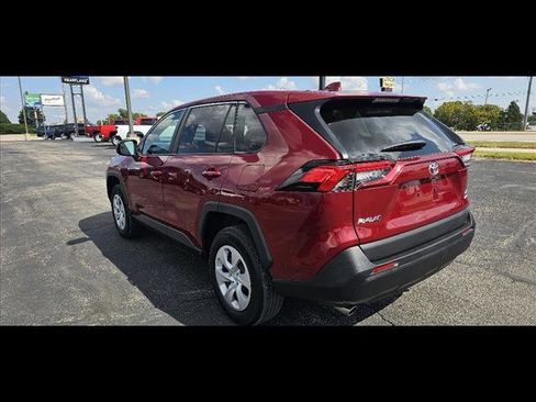 Used 2024 Toyota RAV4 LE image 5