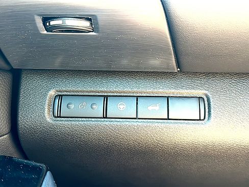 New 2026 Nissan Pathfinder SL w/ Cargo Package FWD image 26
