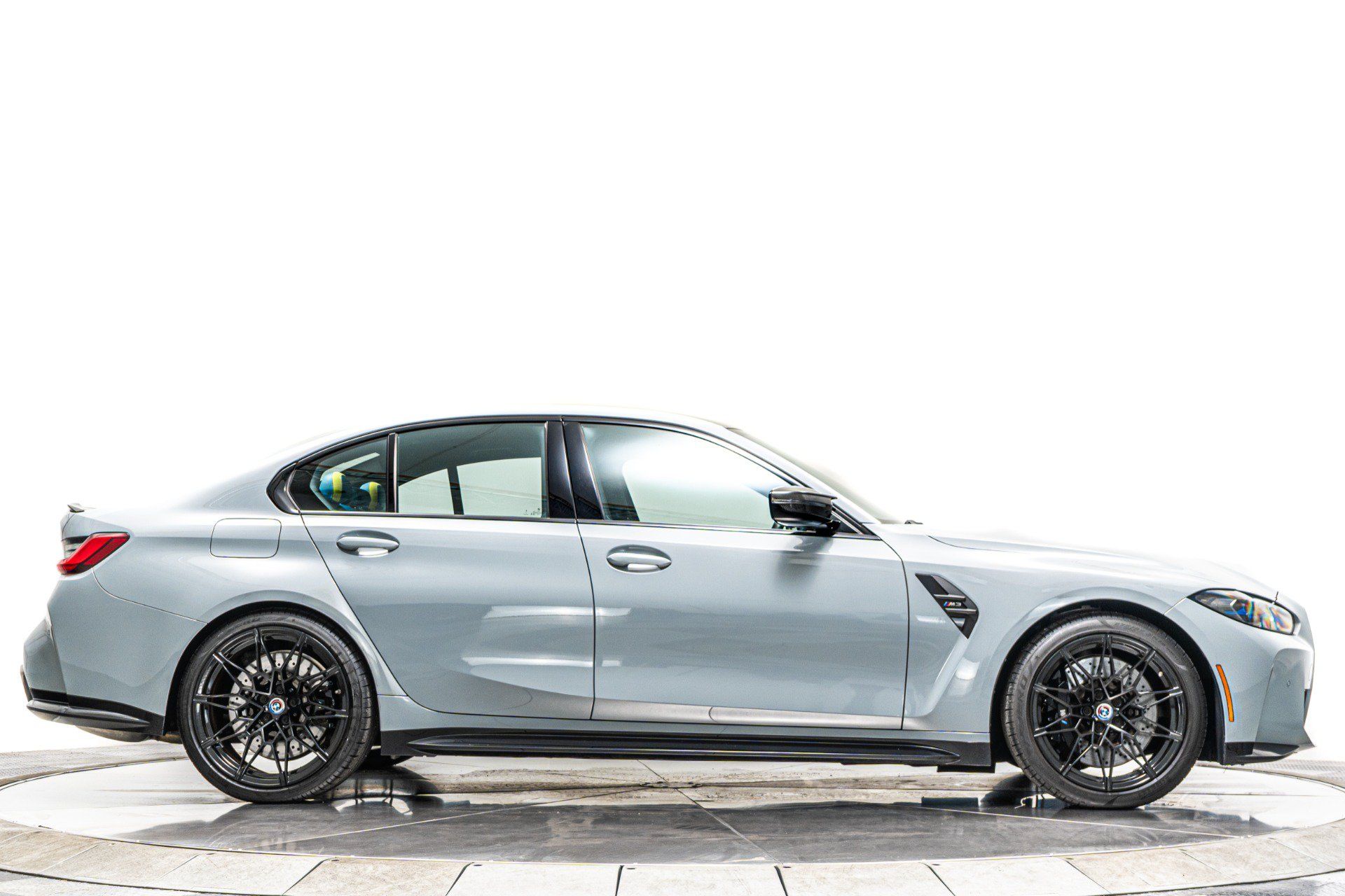 Used 2023 BMW M3 w/ M Carbon Exterior Package RWD image 50