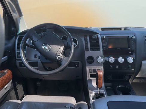 Used 2011 Toyota Tundra Limited w/ Memory Pkg RWD image 13