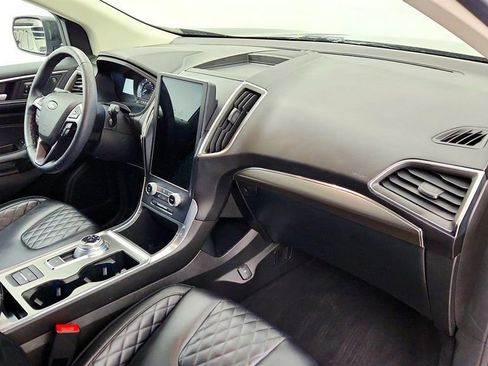 Used 2024 Ford Edge Titanium AWD/4WD image 24