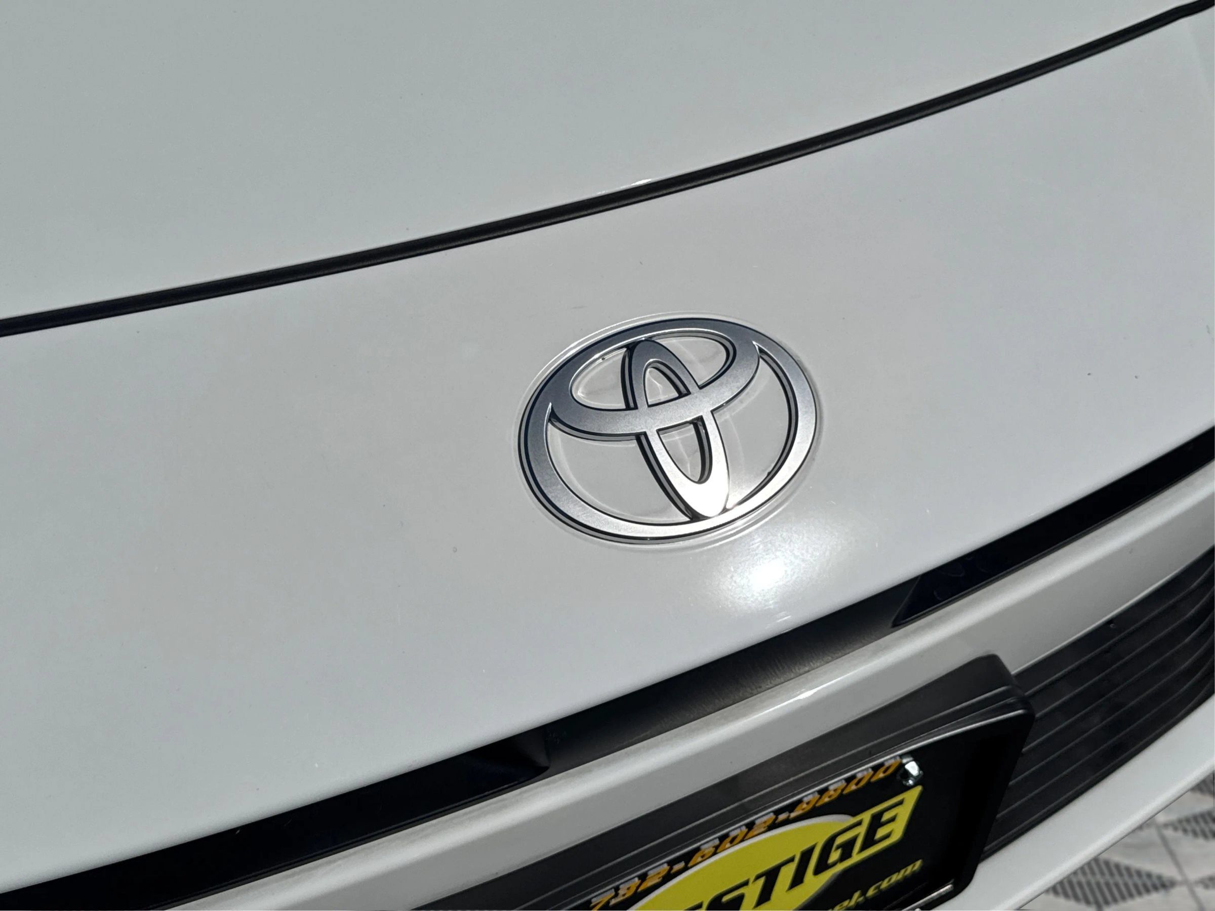 Used 2025 Toyota Camry LE FWD image 29