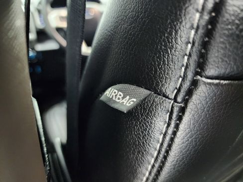 Used 2021 Ford F350 Lariat image 41