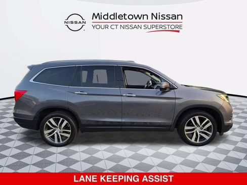 Used 2016 Honda Pilot Elite image 2