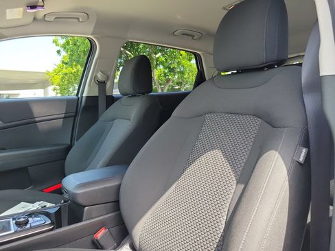 Certified 2024 Kia Sportage LX FWD image 16