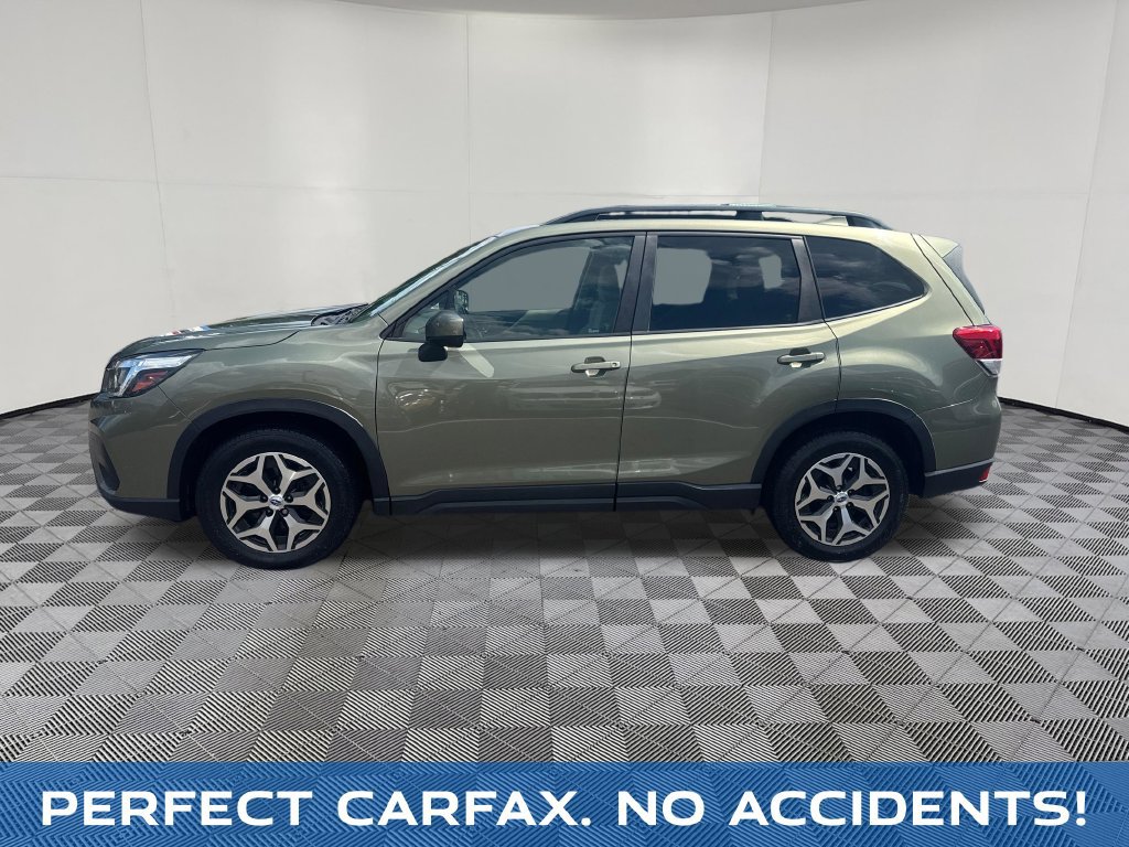 Used 2020 Subaru Forester Premium AWD/4WD image 3