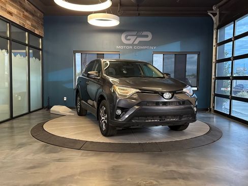 Used 2018 Toyota RAV4 LE w/ Carpet Mat Package FWD image 1
