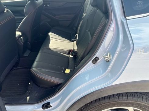 Used 2019 Subaru Crosstrek 2.0i Limited w/ Moonroof Package w/Navigation AWD/4WD image 9