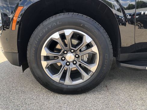 Used 2025 Chevrolet Tahoe LS AWD/4WD image 11