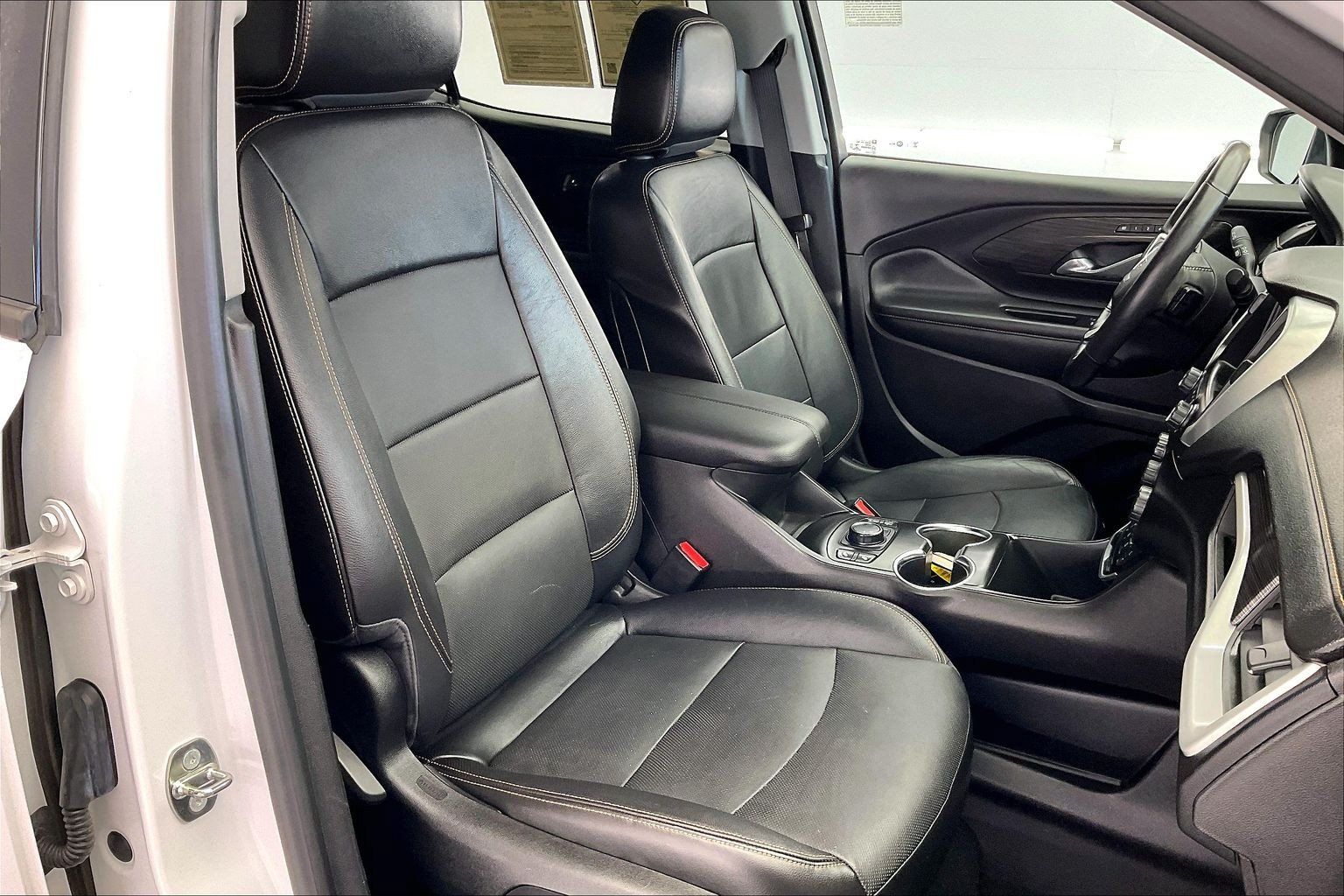Used 2018 GMC Terrain SLT w/ Preferred Package AWD/4WD image 6