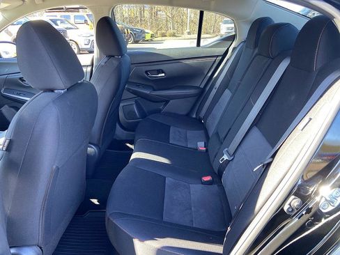 Certified 2025 Nissan Sentra SR w/ Midnight Edition image 12