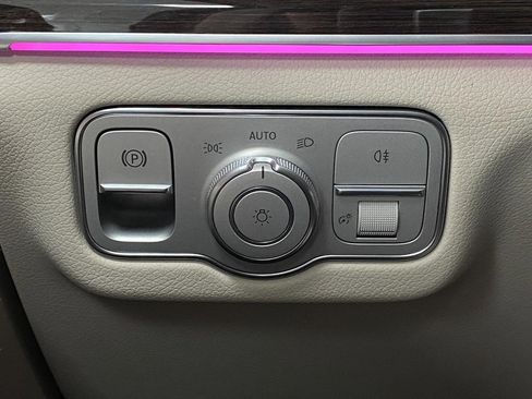 New 2026 Mercedes-Benz GLS 450 4MATIC image 15