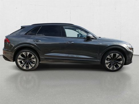 New 2026 Audi Q8 Prestige image 4