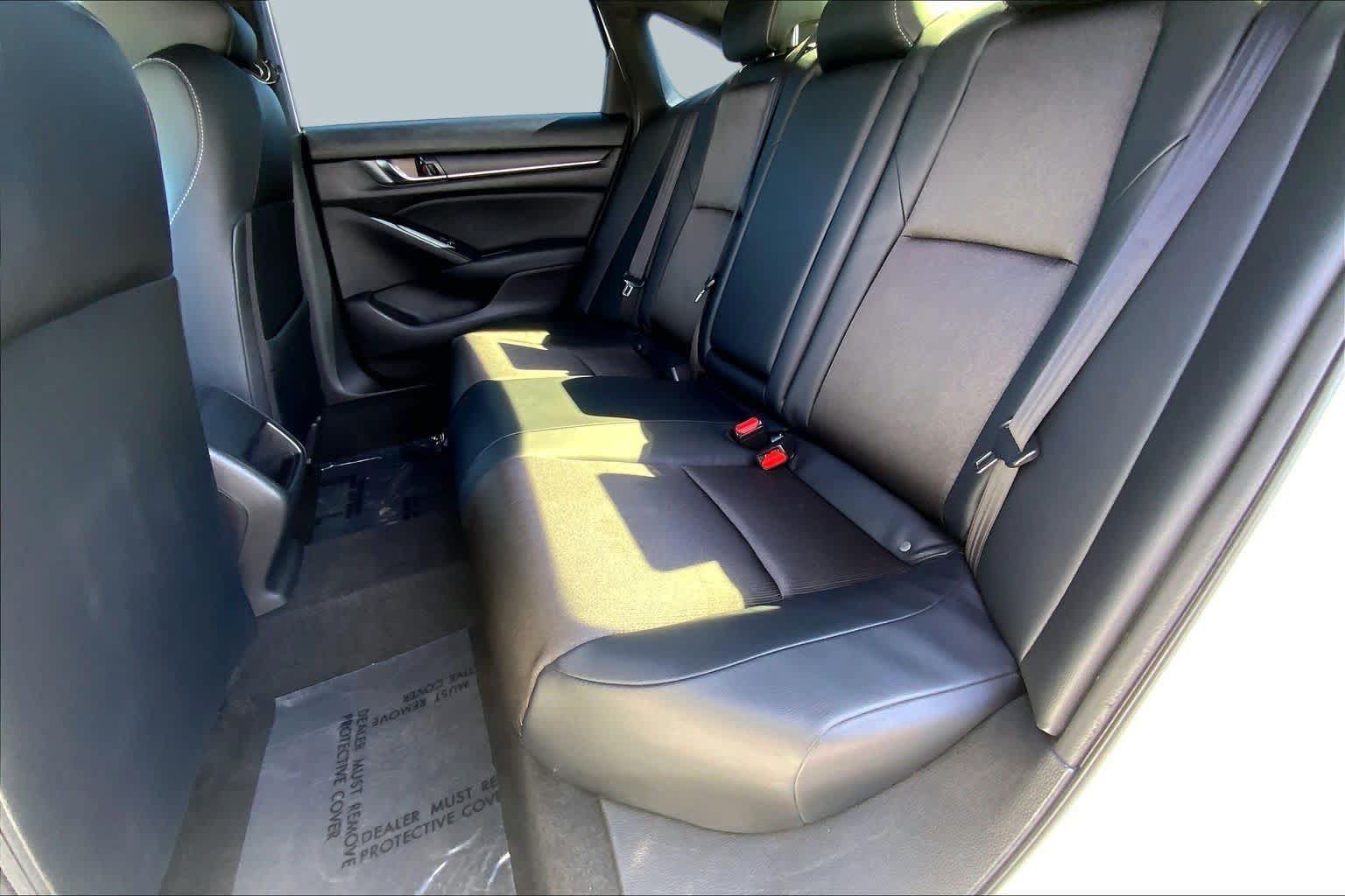 Used 2018 Honda Accord Sport image 20