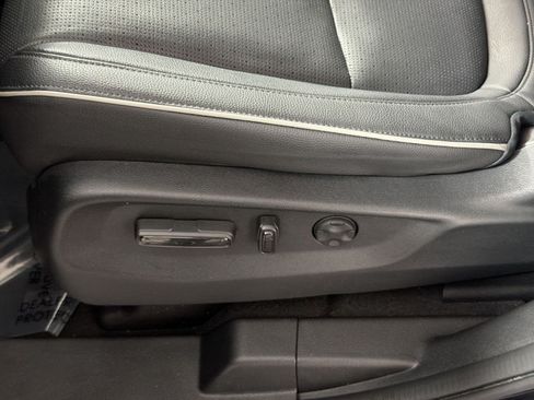 Used 2026 Honda Odyssey Elite image 14