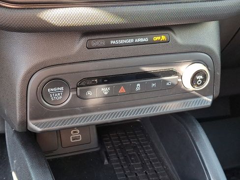 Certified 2025 Ford Bronco Sport Outer Banks w/ Outer Banks Tech Package+ AWD/4WD image 16