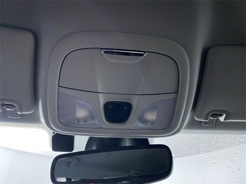 Used 2023 Jeep Cherokee Altitude Lux image 24