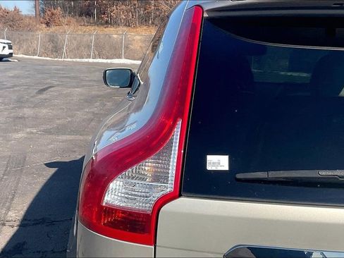 Used 2017 Volvo XC60 T5 Inscription w/ Advanced Package image 25