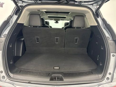 Used 2021 Buick Enclave Avenir w/ Avenir Technology Package AWD/4WD image 27