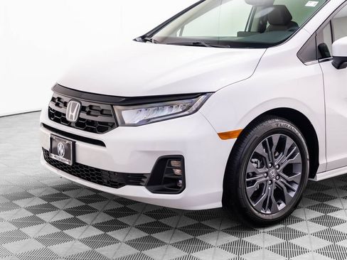 New 2026 Honda Odyssey Touring image 38