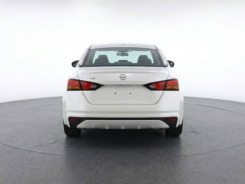 Used 2025 Nissan Altima 2.5 SV image 7