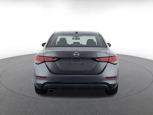 Used 2025 Nissan Sentra SV FWD image 8