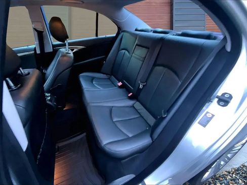 Used 2008 Mercedes-Benz E 350 E 350 Sedan 4D image 24