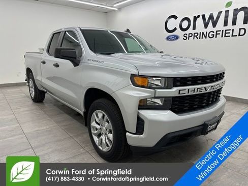 Used 2020 Chevrolet Silverado 1500 Custom w/ Custom Value Package image 6