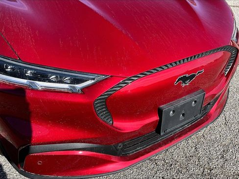 Used 2021 Ford Mustang Mach-E Select image 30