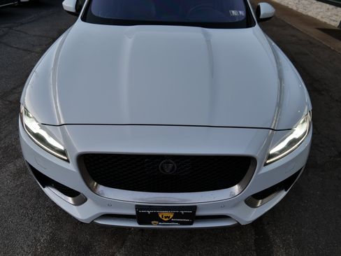 Used 2019 Jaguar F-PACE S image 80