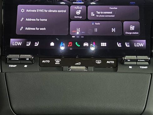 New 2026 Porsche Cayenne Electric AWD/4WD image 19