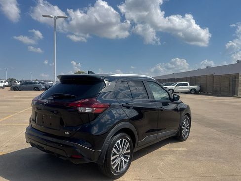 Certified 2023 Nissan Kicks SV FWD image 22