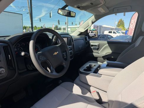 Used 2017 Chevrolet Silverado 1500 W/T AWD/4WD image 18