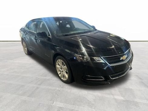 Used 2018 Chevrolet Impala LS FWD image 2