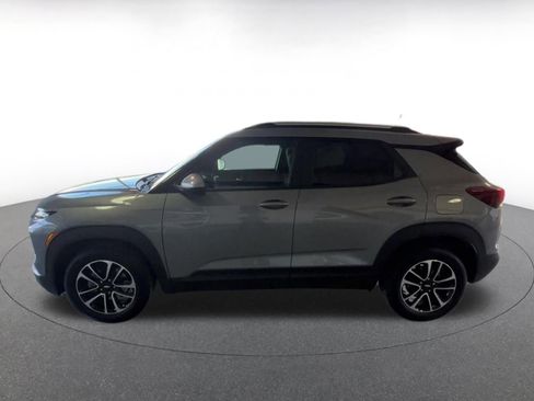 Used 2025 Chevrolet TrailBlazer LT image 8