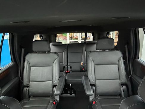 Certified 2025 GMC Yukon Denali image 27