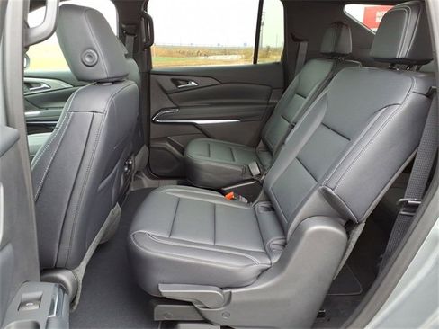 New 2026 Chevrolet Traverse LT w/ Driver Confidence Package image 24