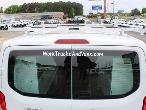 Used 2024 Ford Transit 250 Low Roof w/ Exterior Upgrade Package RWD image 22