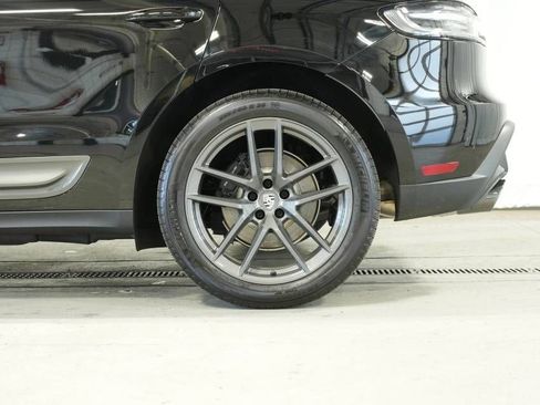 New 2026 Porsche Macan Turbo image 43