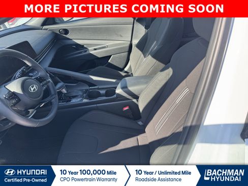 Certified 2025 Hyundai Elantra SEL image 5