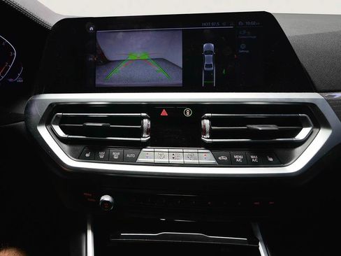 Used 2020 BMW 330i Sedan w/ M Sport Package RWD image 14