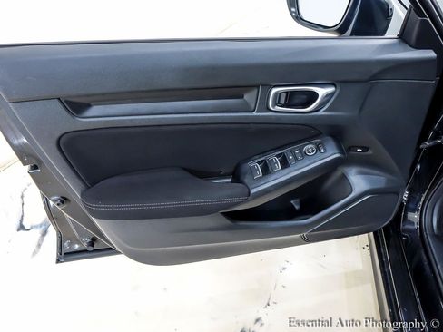 Used 2023 Honda Civic Sport image 25