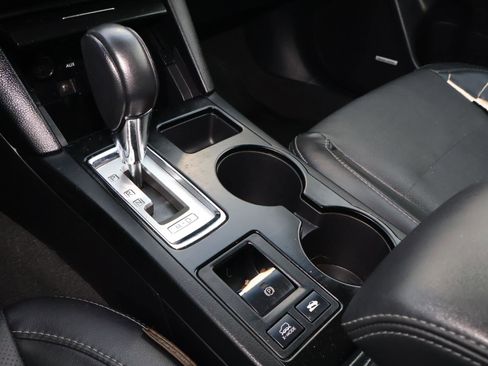 Used 2017 Subaru Outback 3.6R Limited image 27