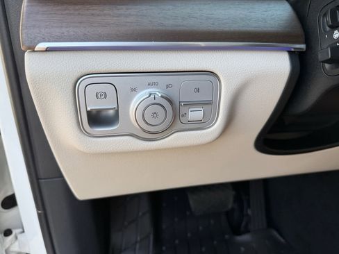 New 2026 Mercedes-Benz GLE 450 4MATIC image 25