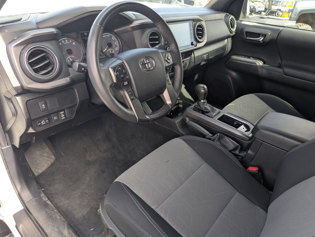 Used 2023 Toyota Tacoma TRD Off-Road AWD/4WD image 16