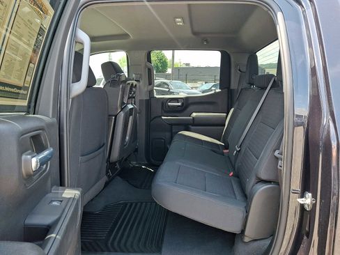 Certified 2022 Chevrolet Silverado 1500 Custom Trail Boss AWD/4WD image 10