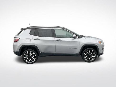 Used 2018 Jeep Compass Limited w/ Navigation Group AWD/4WD image 8