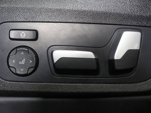 Used 2023 BMW X4 M image 32