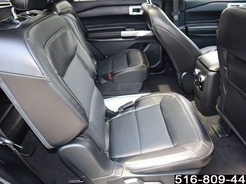 Used 2022 Ford Explorer Limited w/ Equipment Group 301A AWD/4WD image 20