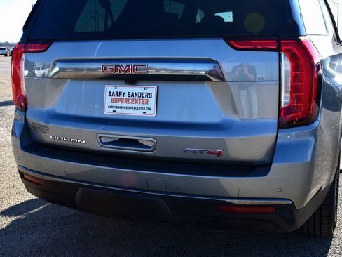 Used 2023 GMC Yukon XL AT4 w/ AT4 Premium Plus Package image 10